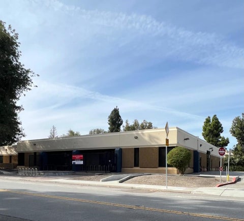 Photo of 537 E Weddell Drive, Sunnyvale, CA 94089 (MLS # ML82061717)
