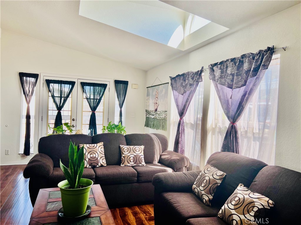 1560 S Otterbein Avenue 124