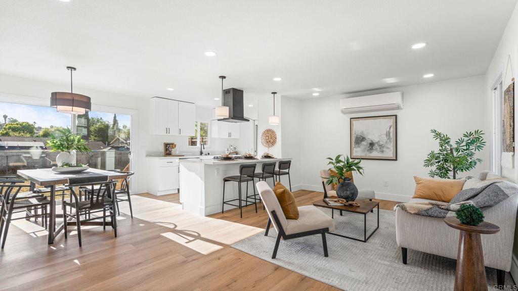 1636 Folkestone Street