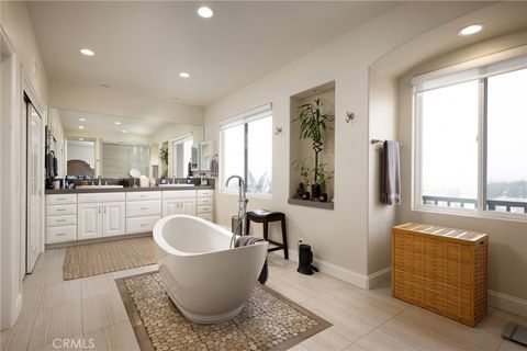 Tiny photo for 7 Marisol, Newport Coast, CA 92657 (MLS # OC26007263)