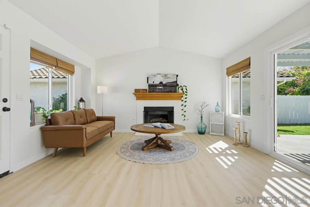 2319 Fair Oak Ct