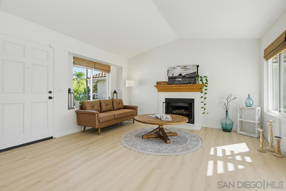 2319 Fair Oak Ct
