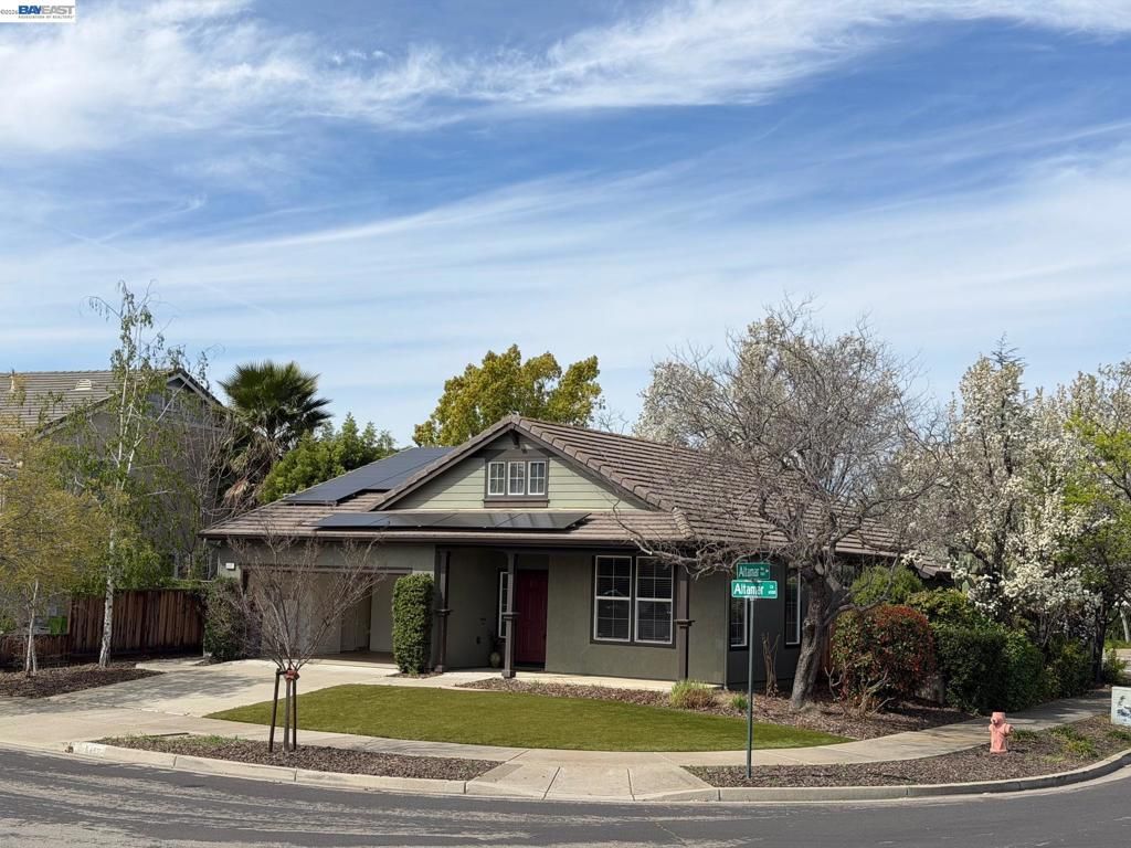 Photo of 6492 Altamar Circle, Livermore, CA 94551 (MLS # 41127414)