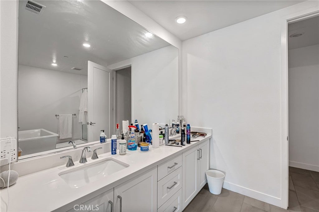 4600 Rivington, Irvine CA 92612 - Photo 16