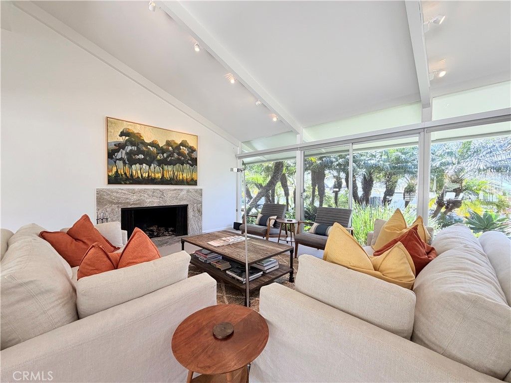 Photo of 2490 Monaco Drive, Laguna Beach, CA 92651 (MLS # LG26051604)