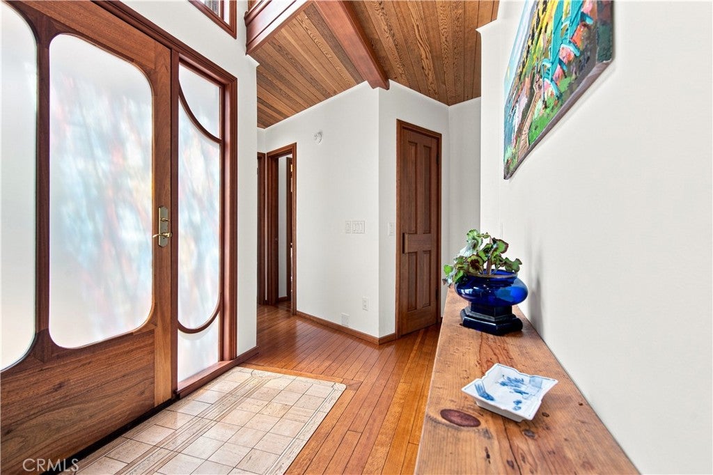 565 Chiswick Way