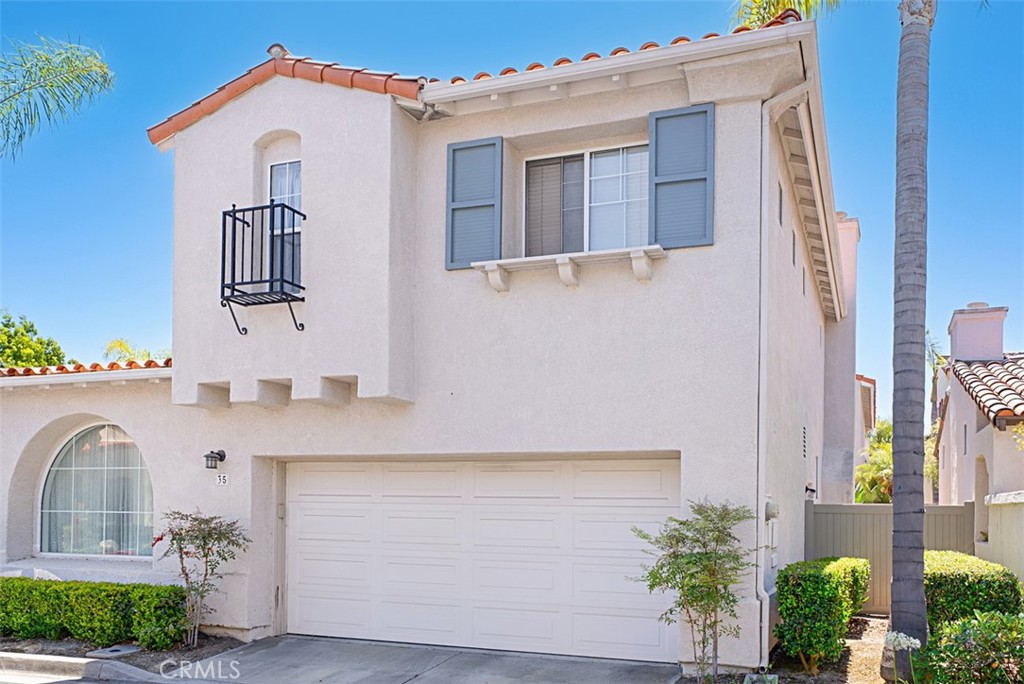 35 Colony Way