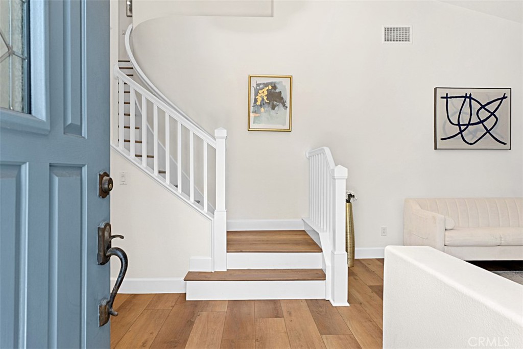 35 Colony Way