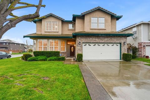 Photo of 663 663 Clay Way Way, Ripon, CA 95366 (MLS # 41123792)