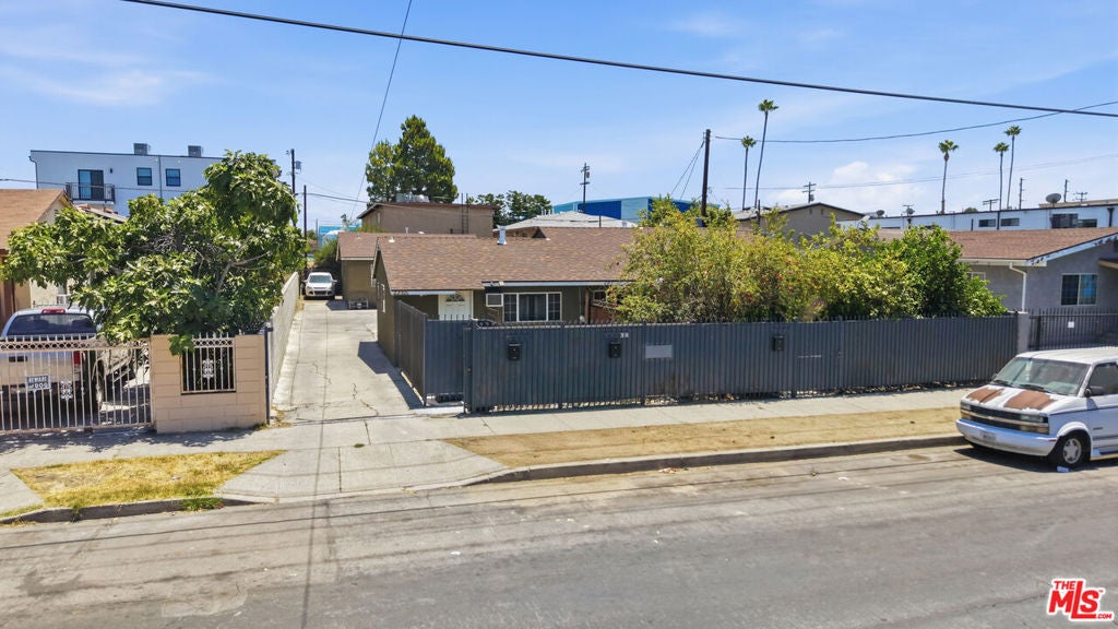 6850 Radford Avenue