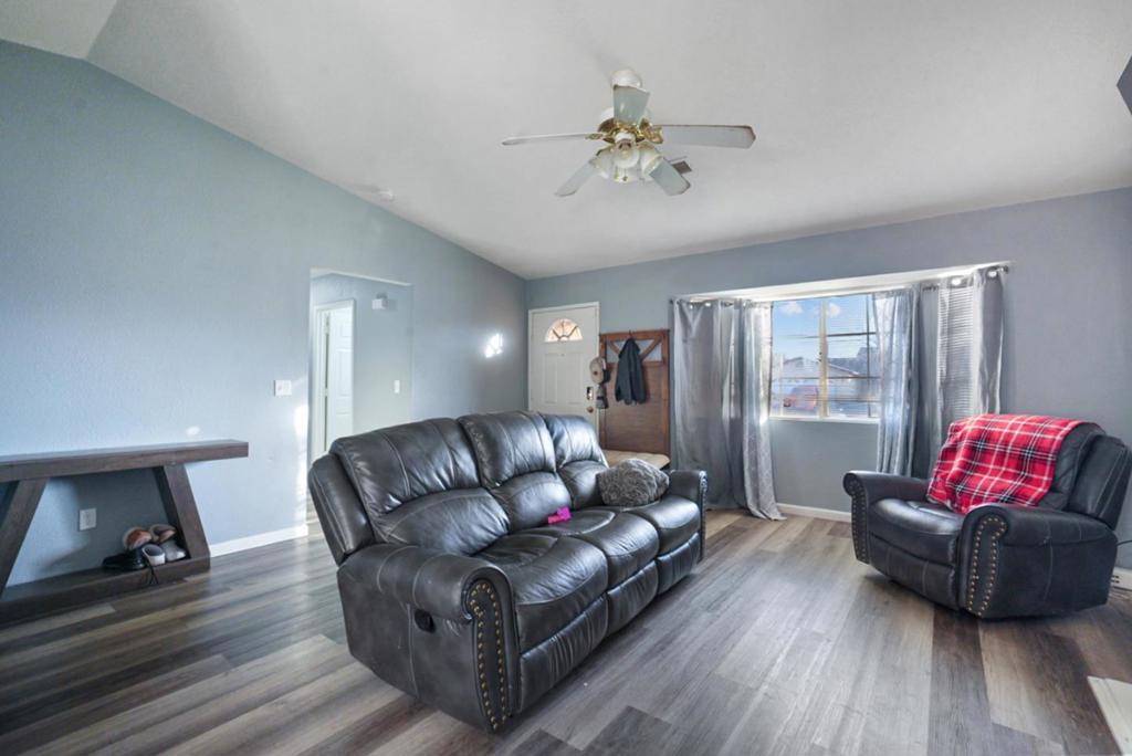 15 E San Pedro Street