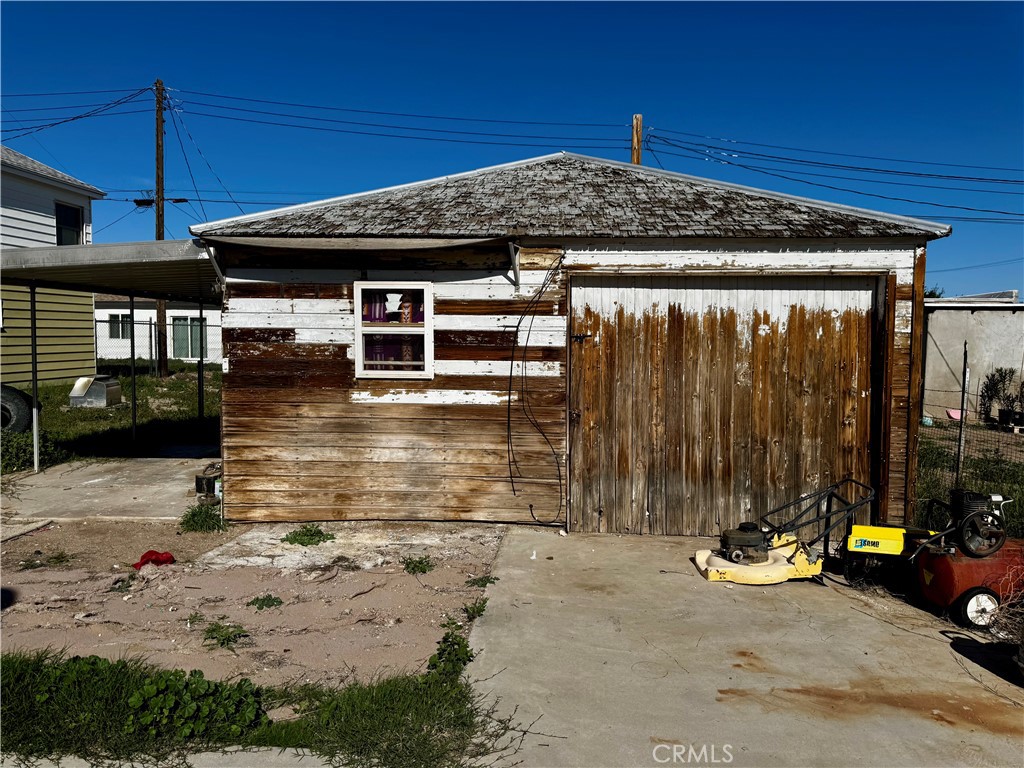 310 Walnut