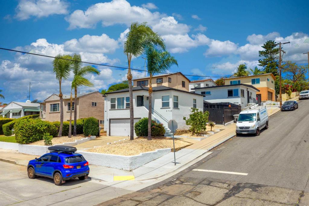 5738 Meade