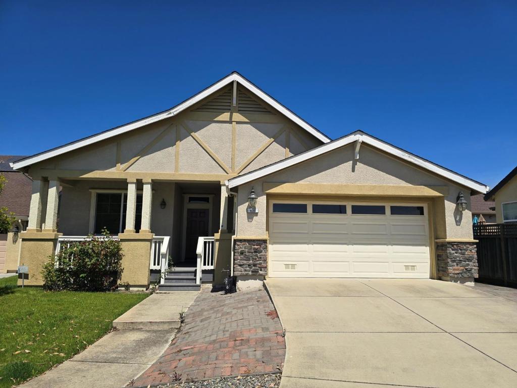 430 Vivienne Drive