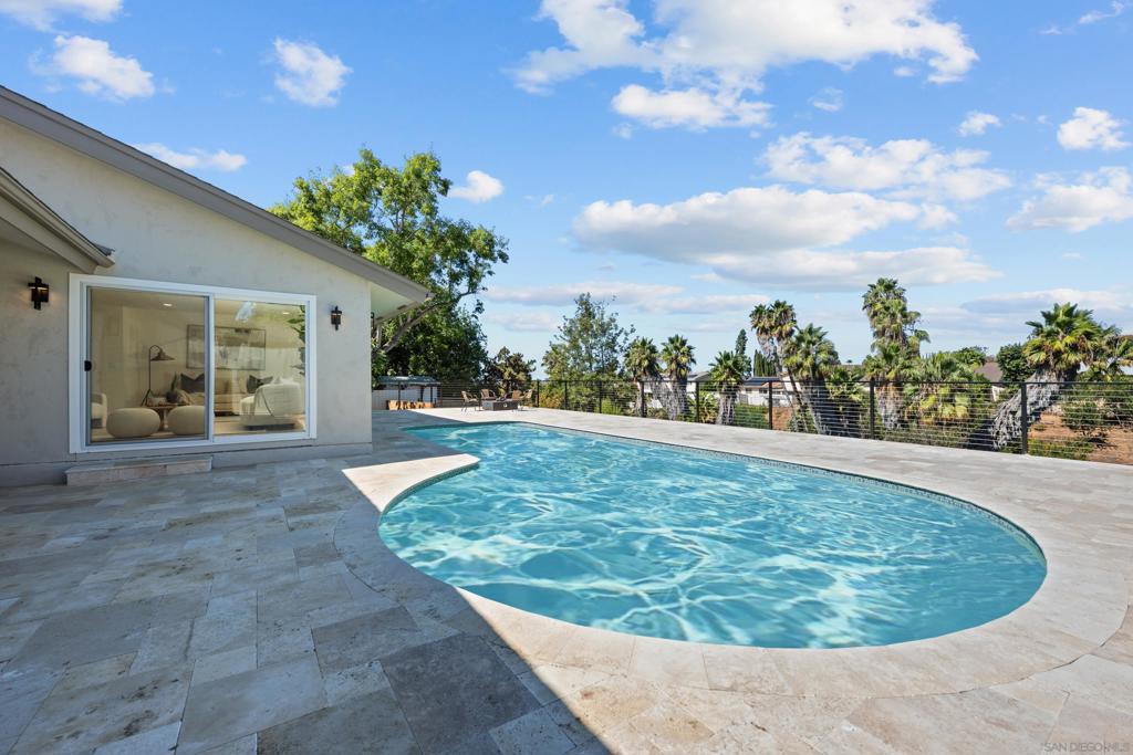 Del Cerro - Residential