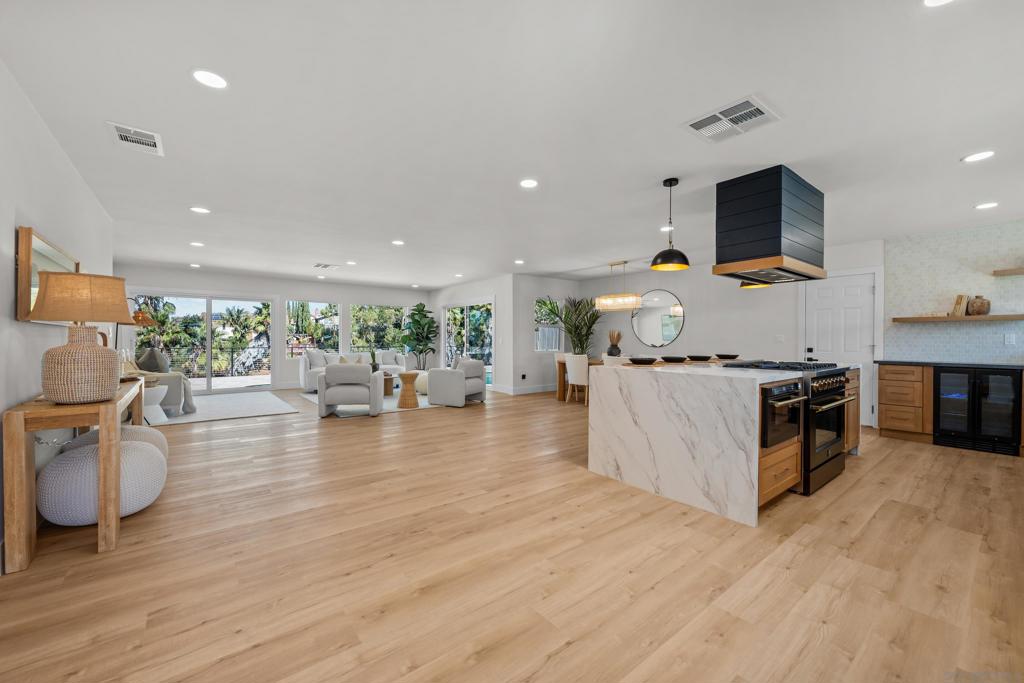 Del Cerro - Residential