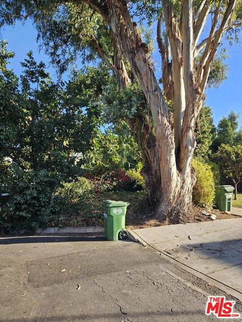 Photo of 4299 Madison Avenue, Culver City, CA 90232 (MLS # 25620315)