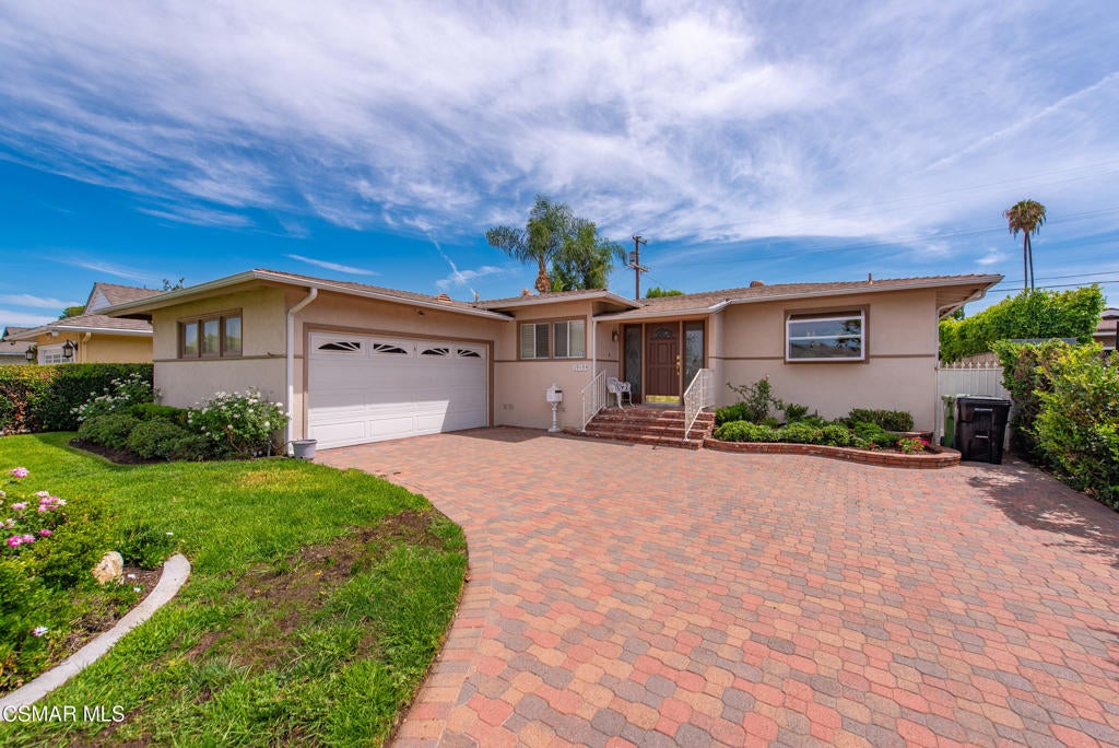19154 Sylvan Street, Tarzana CA 91335