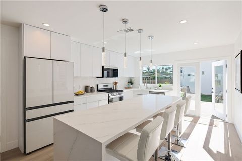 Photo of 1544 W 215th Street, Torrance, CA 90501 (MLS # SB26006710)