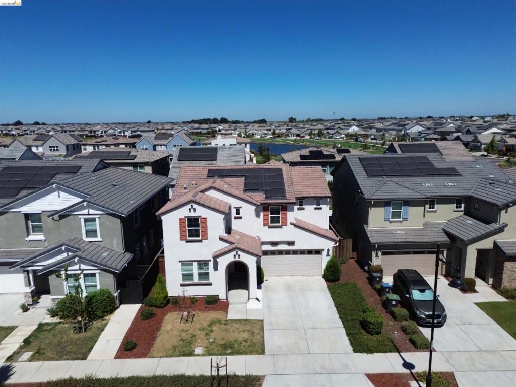 2751 Macabee Dr