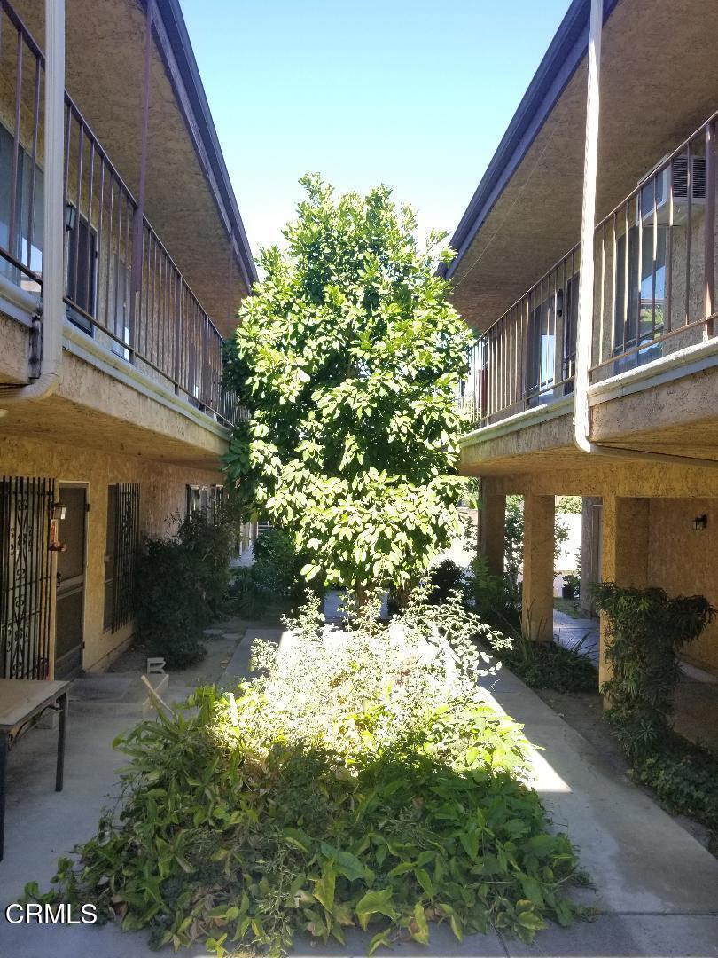 215 N Lincoln Avenue
