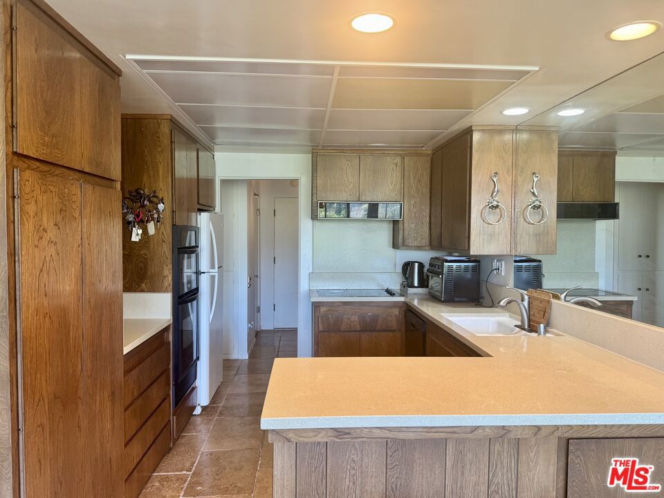 32709 Seagate Drive 105