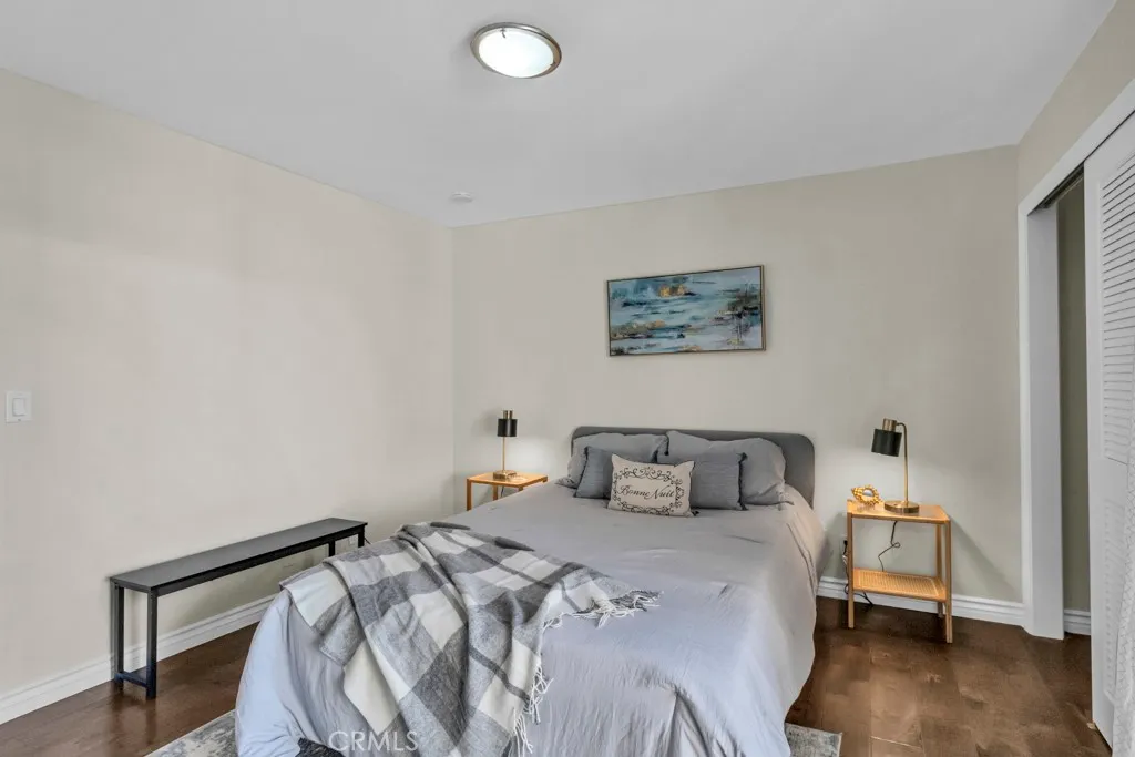 Los Angeles, California 90042, United States, 2 Bedrooms Bedrooms, ,1 BathroomBathrooms,Residential,Active,196042