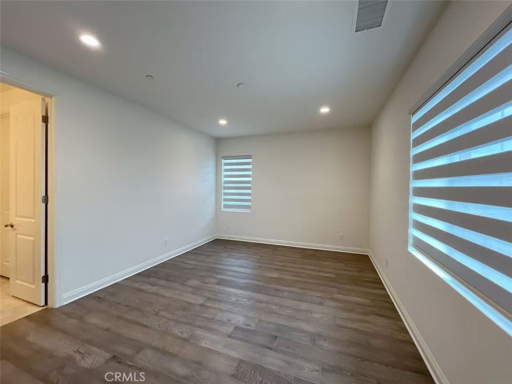 The Oaks - Residential Lease
