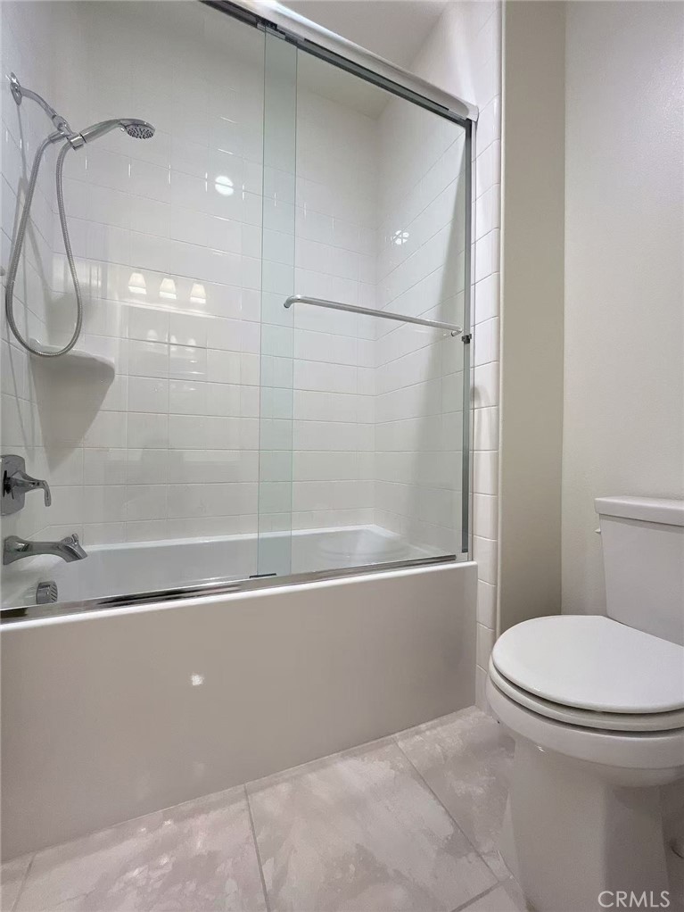 The Oaks - Residential Lease