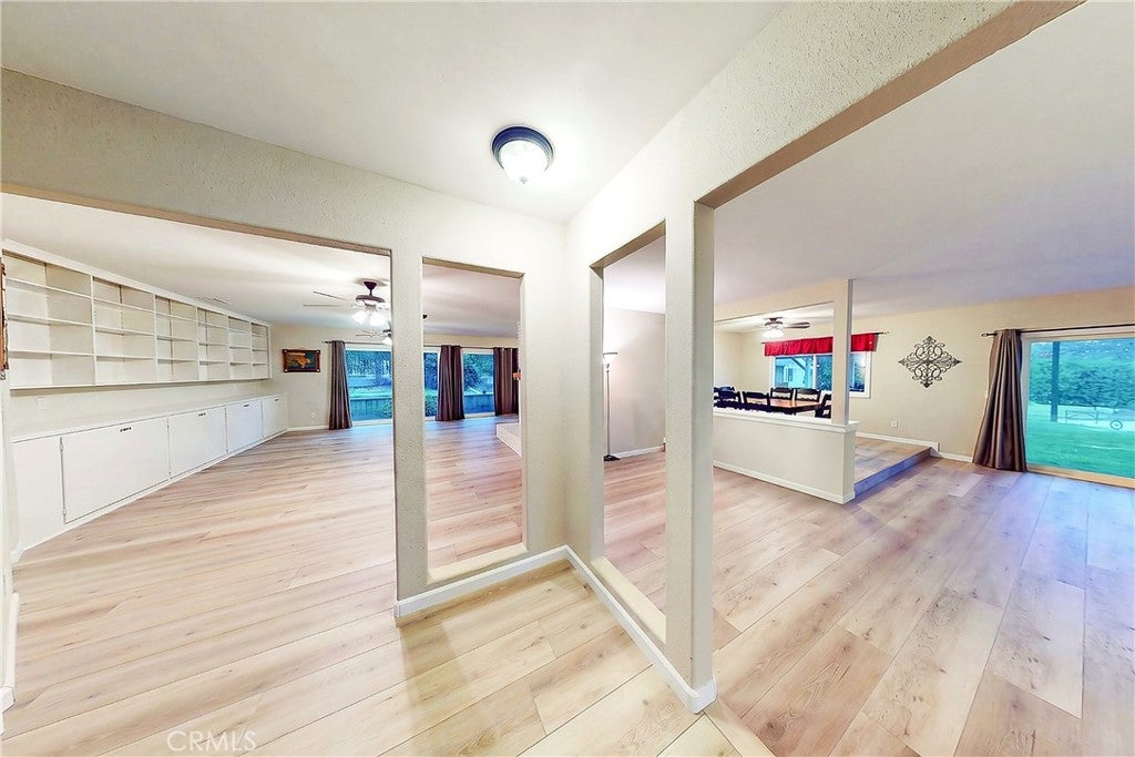 23144 Twin Canyon
