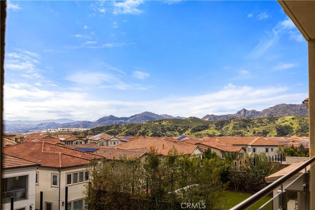 Photo of 20564 W Bluebird Court, Porter Ranch, CA 91326 (MLS # OC26045406)
