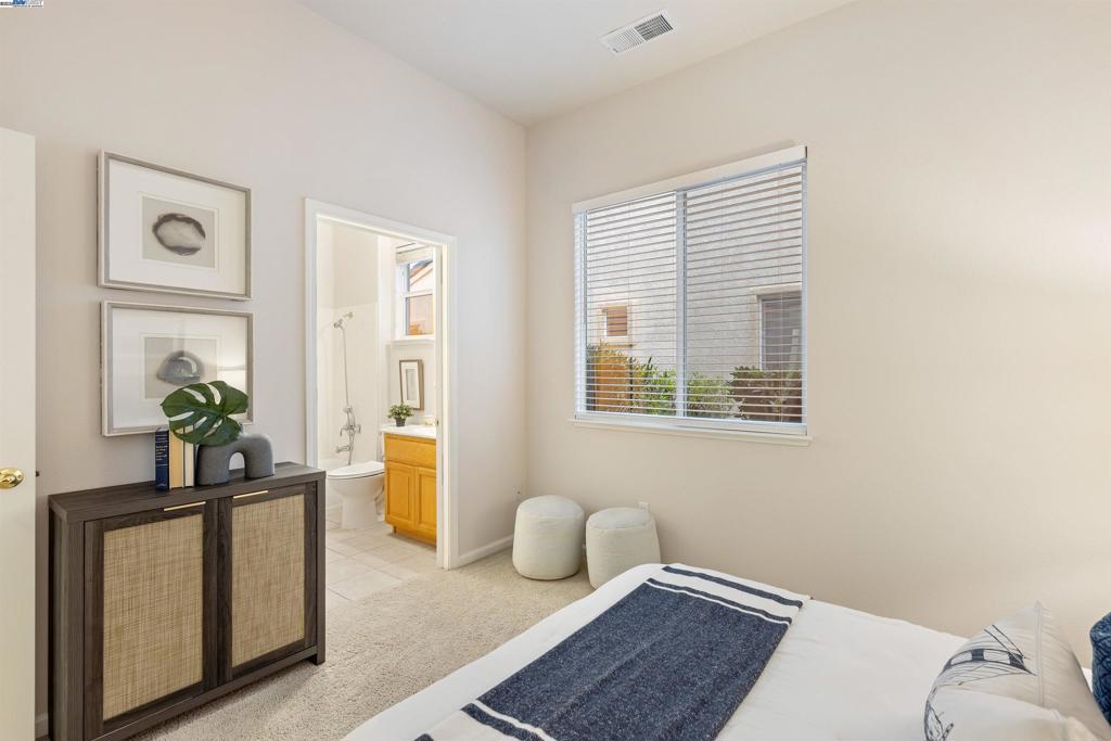 SUMMERSET 3 - Residential