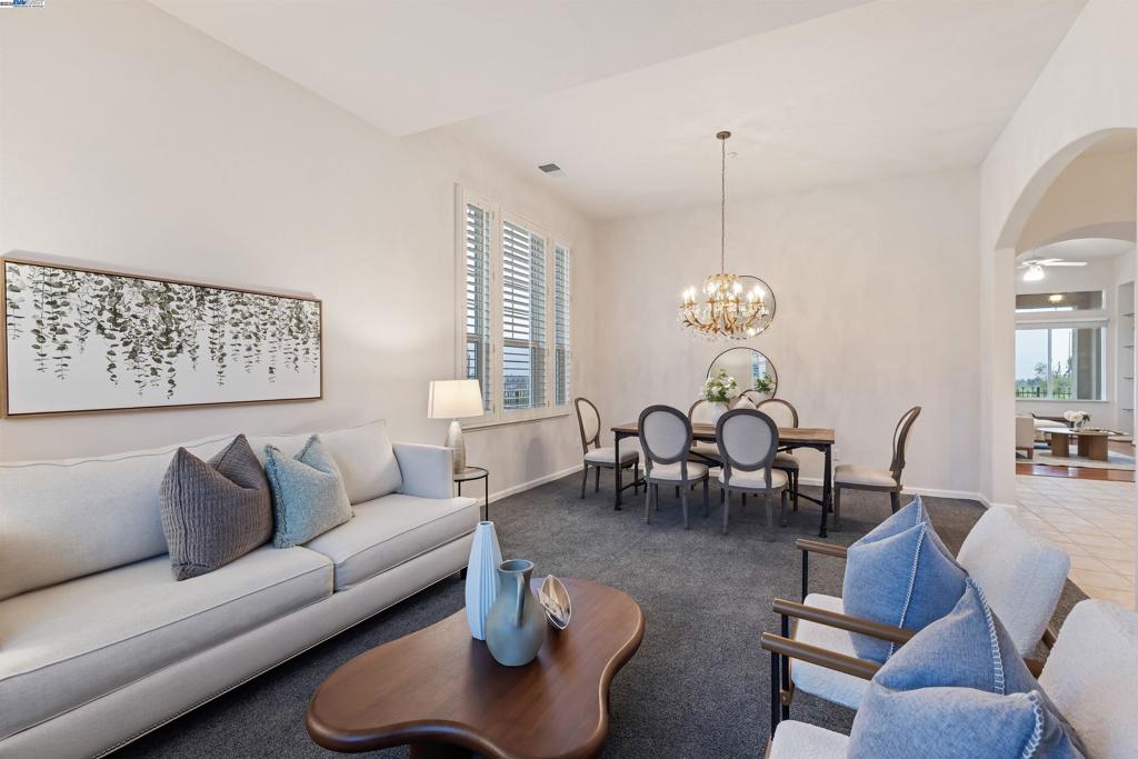 SUMMERSET 3 - Residential