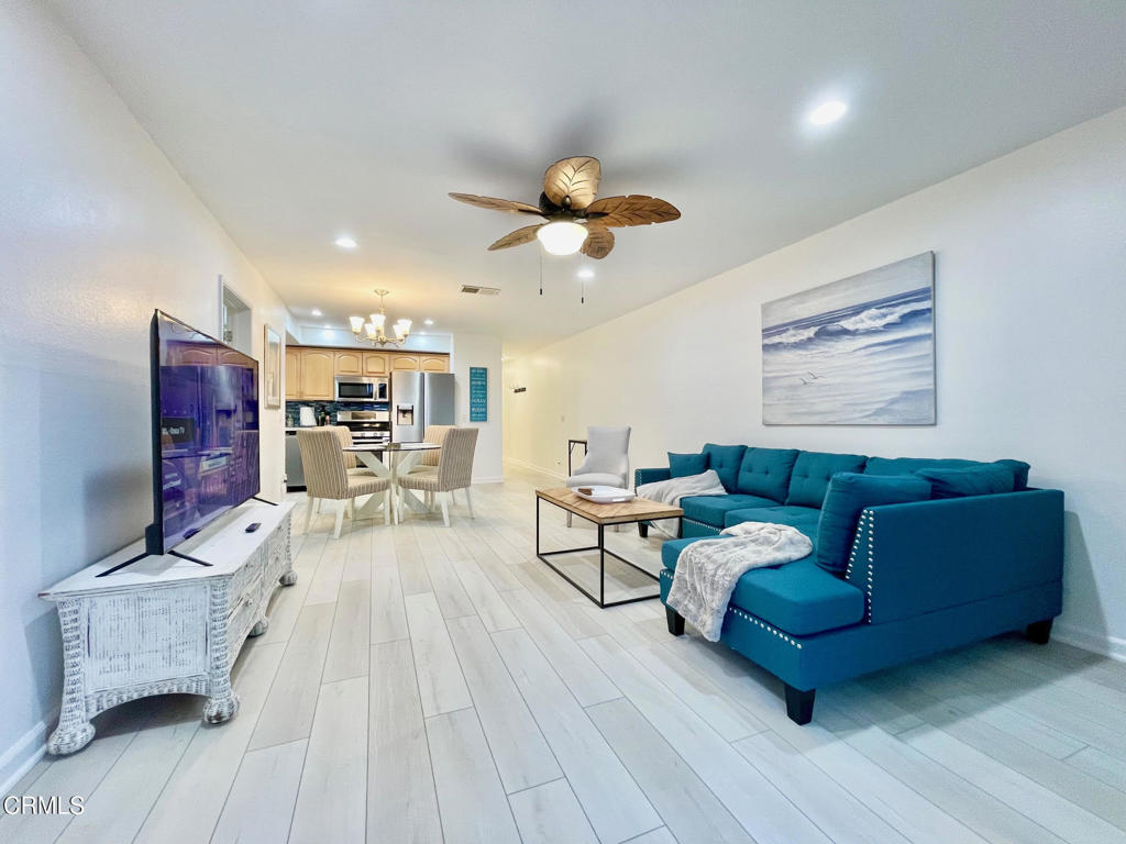 932 Lighthouse Way