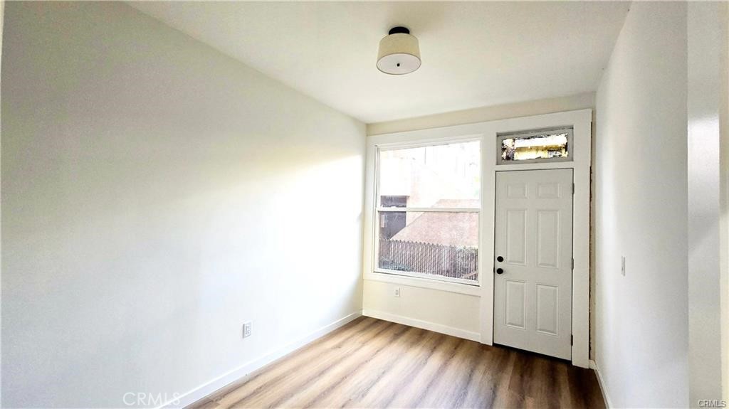 1034 Beacon