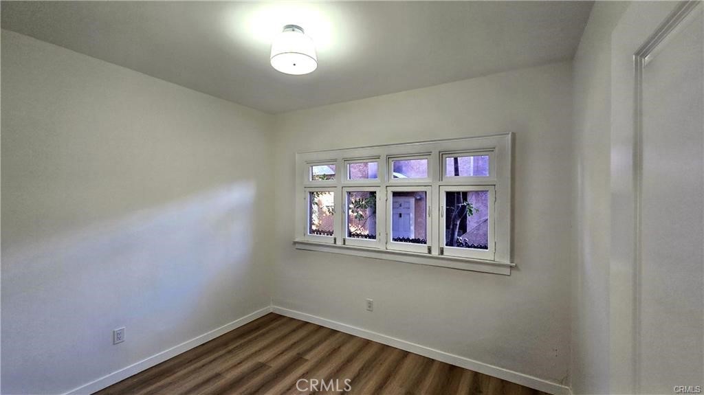 1034 Beacon