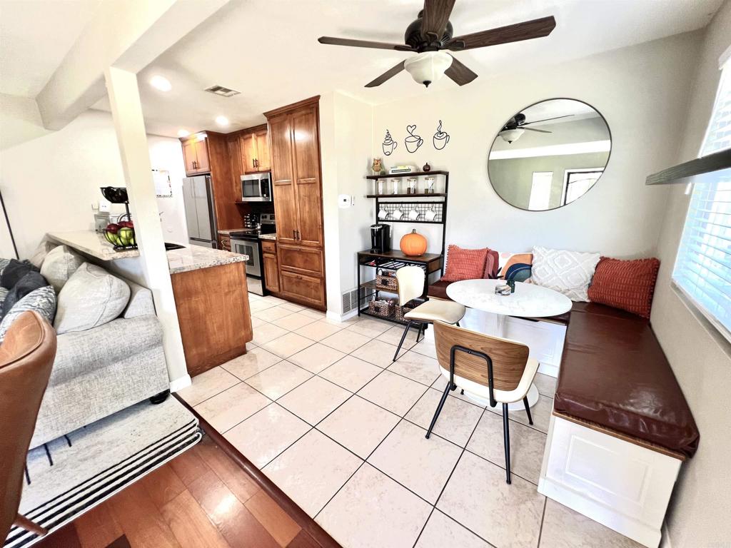 Properties 1 12118 Lemon Crest Drive 2