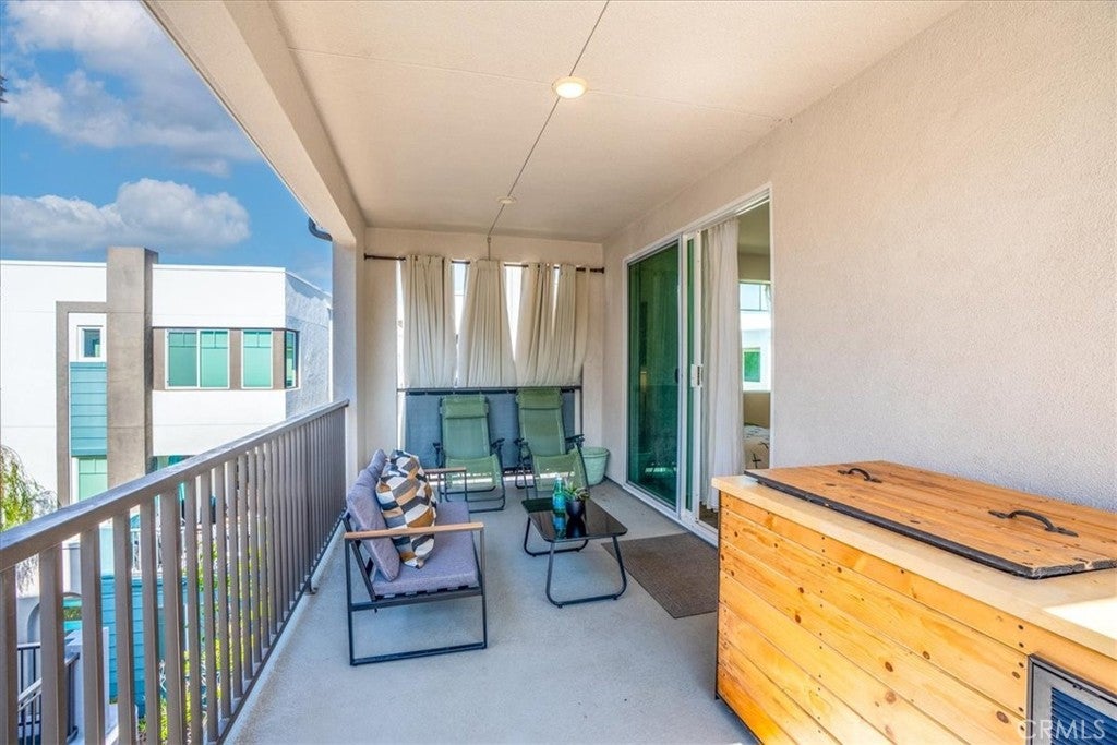 142 Allusion, Irvine CA 92618 - Photo 35