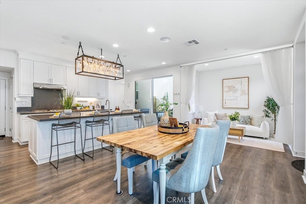 142 Allusion, Irvine CA 92618 - Photo 9