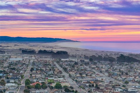 Tiny photo for 691 Charles Street, Grover Beach, CA 93433 (MLS # PI26015876)