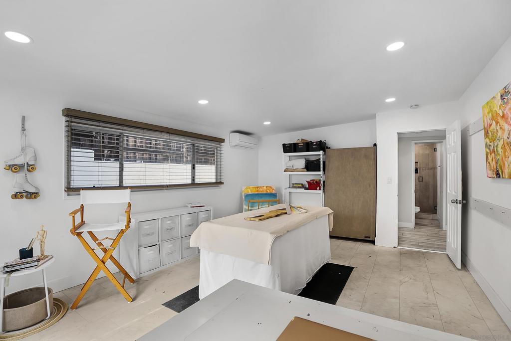 La Mesa - Residential