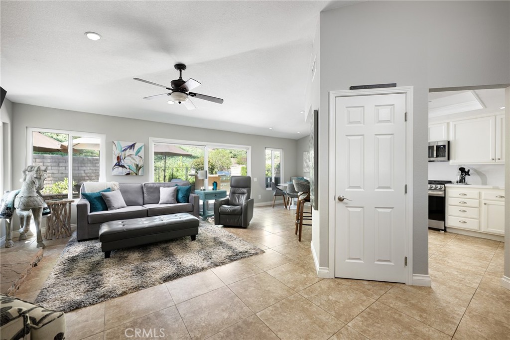 28855 Woodspring Circle