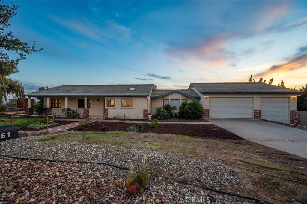 1561 Cielo Lane