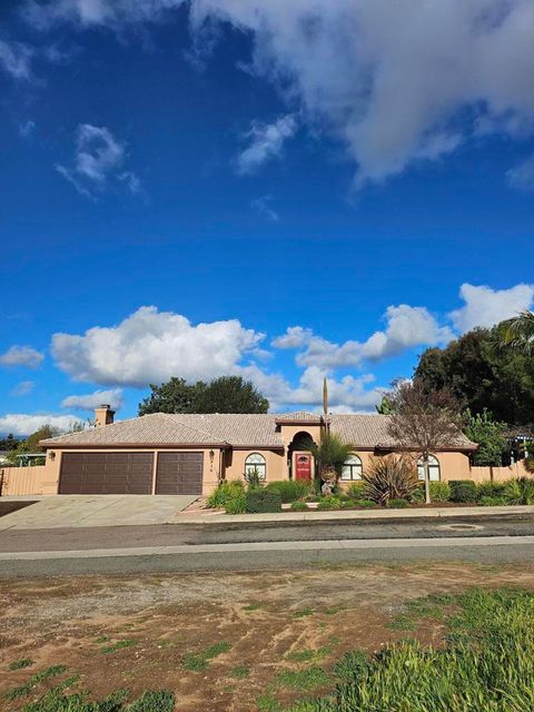 816 Birch Avenue Escondido CA 92027