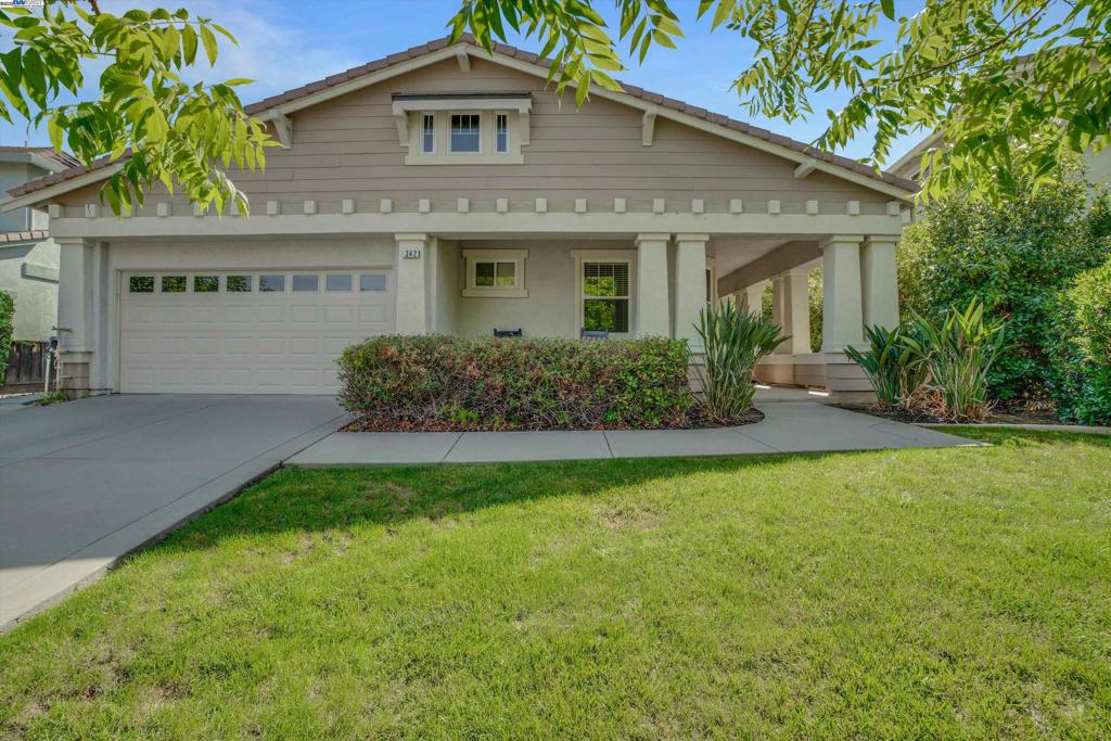 This single-story former model home offers 1,992 sq ft of thoughtfully designed living space. With 4 bedrooms plus a versatile den/study (easily converted into a true 5th bedroom), this home provides the flexibility today’s buyers are looking for. Step inside and you’ll be greeted by soaring ceilings, abundant natural light, and an open-concept layout that seamlessly connects the kitchen, dining, and living areas, perfect for both everyday living and entertaining. The cozy fireplace anchors the main living space, while the kitchen provides plenty of room to gather. The spacious primary suite features a large soaking tub, separate shower, and generous closet space. Outside, enjoy the beautifully landscaped entry, a welcoming front porch, and a private backyard ready for relaxation. Located in the highly sought-after Shadow Lakes community, this home offers the perfect blend of comfort, style, and convenience. Don’t miss your chance to own this Brentwood gem! Priced to sell!