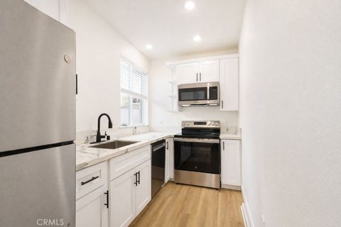 Photo of 625 Orizaba Avenue #5, Long Beach, CA 90814 (MLS # PW26020008)