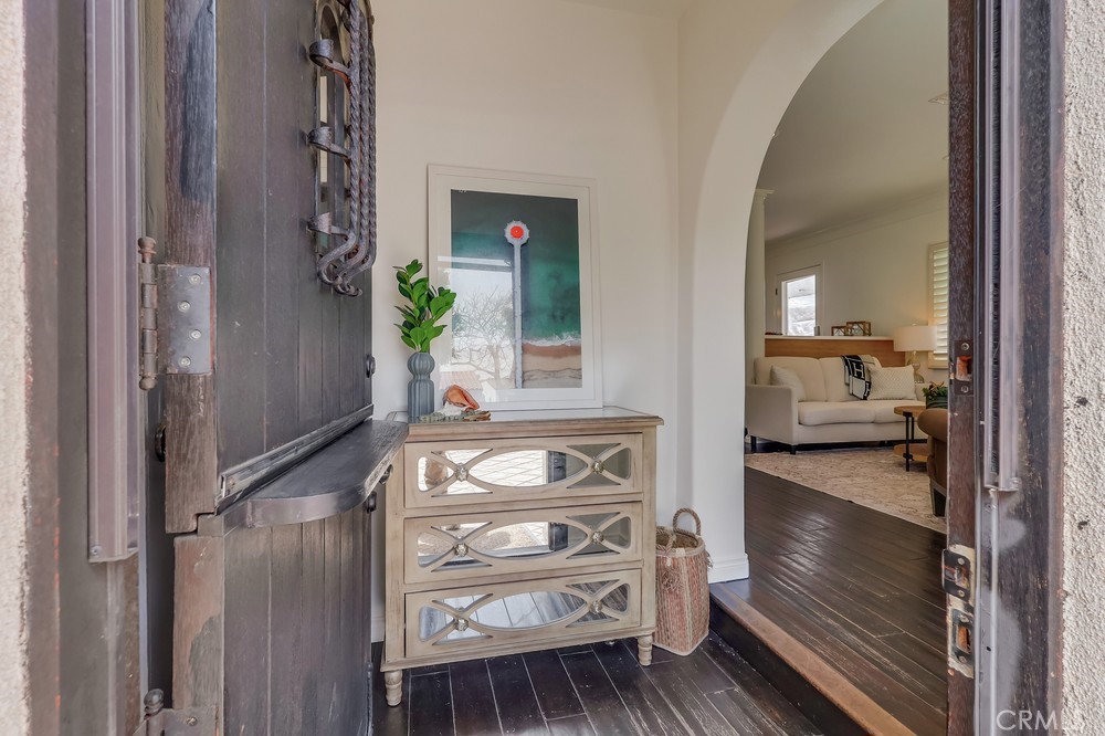 239 Granada Ave