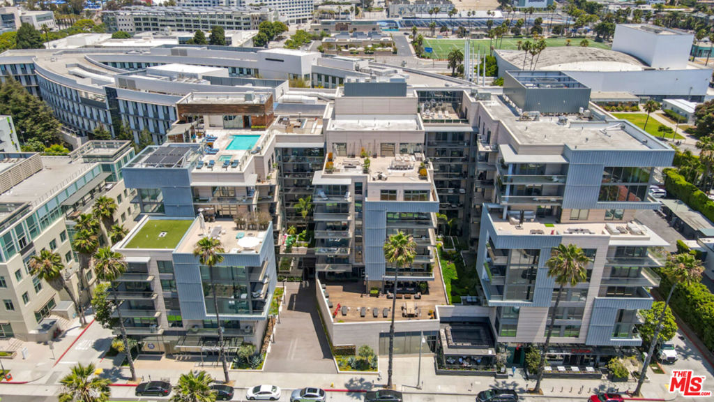 Properties 2 1755 Ocean Avenue 706