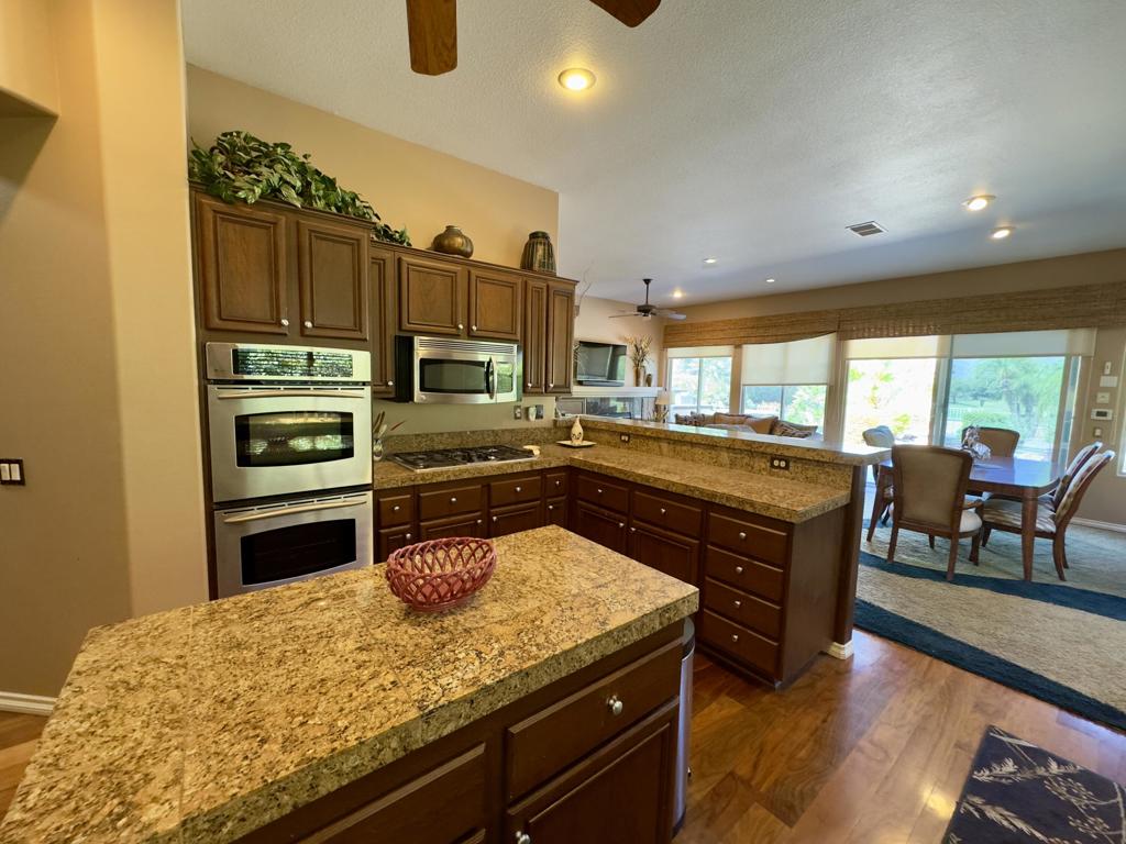 Rancho Mirage C.C. - Residential Lease