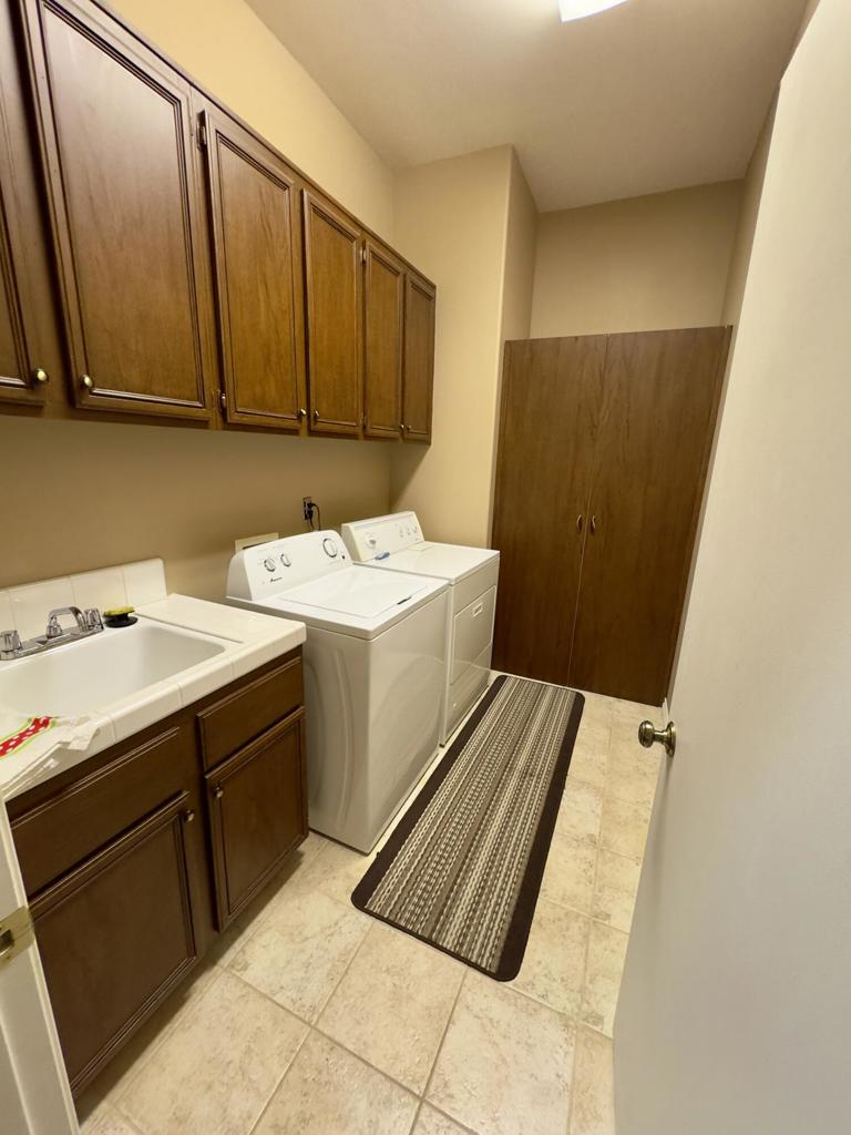 Rancho Mirage C.C. - Residential Lease